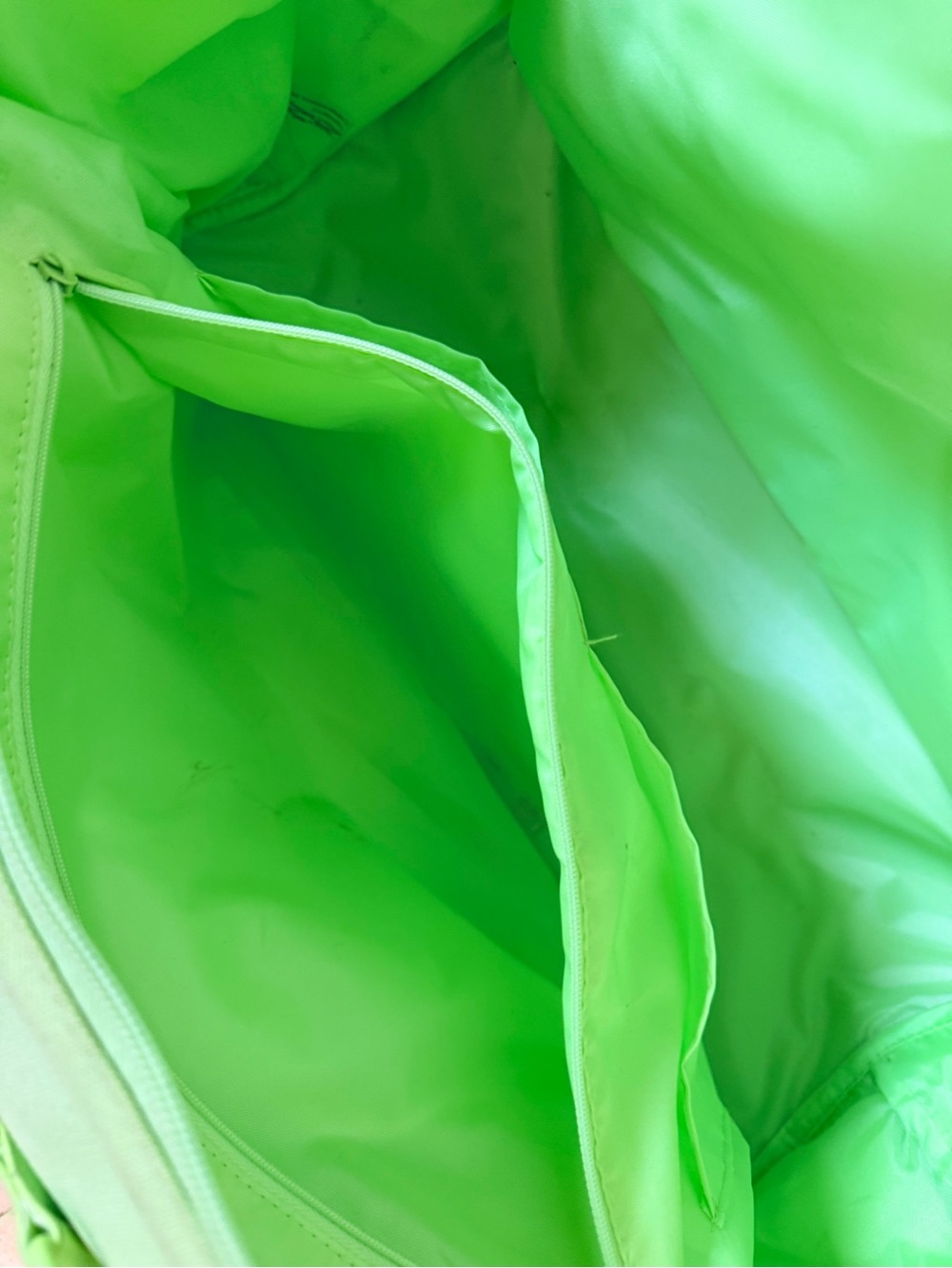 BEIS Lime Green Travel Tote - Picture 8 of 10